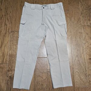 5.11 Tactical Stryke Pants Mens 40x30 Tan Khaki Ripstop Cargo Military 74369